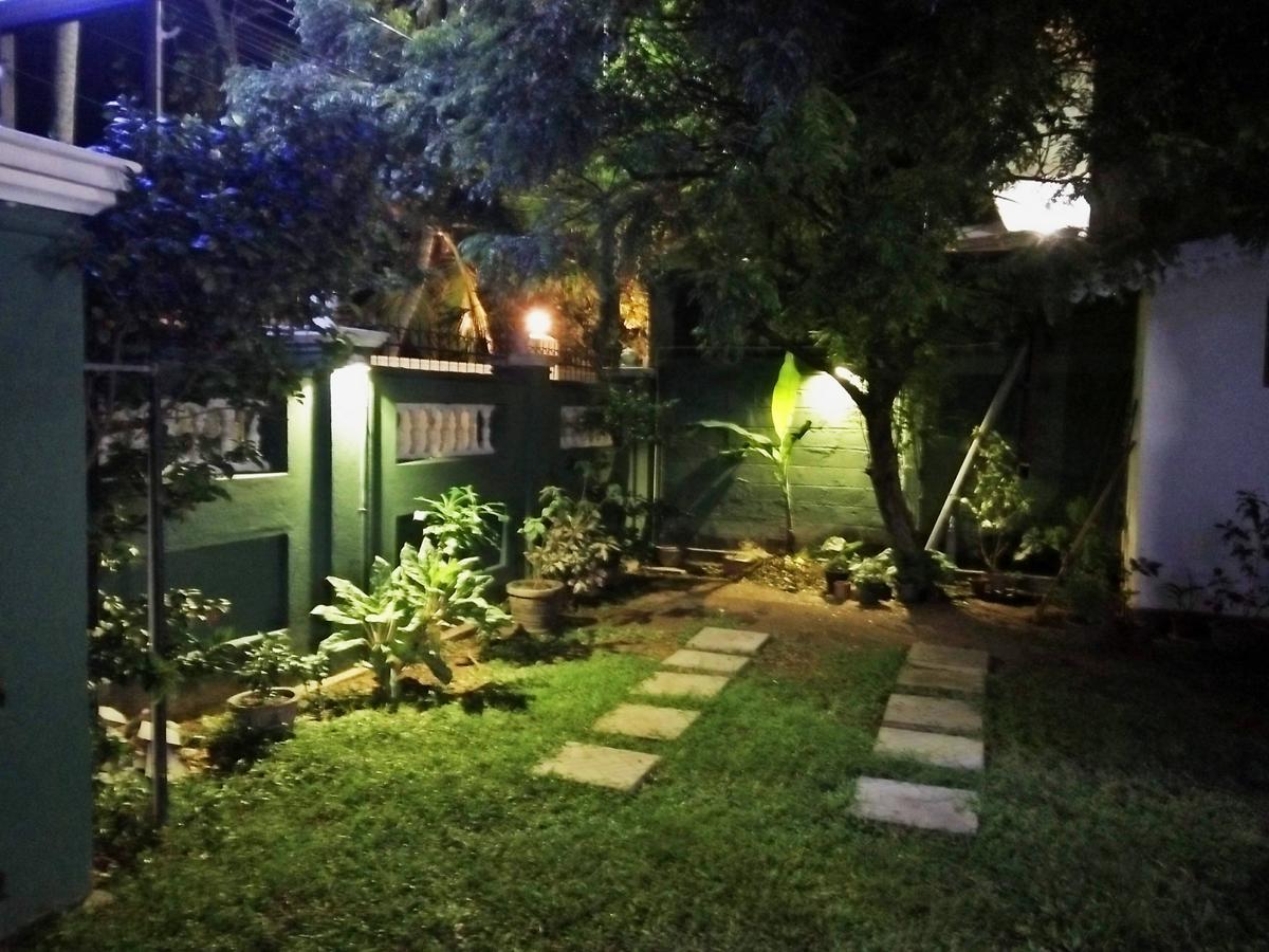 Ruslanka Homestay Ettukala Exterior foto
